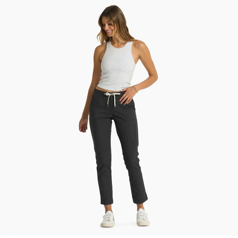 NWOT Vuori Ripstop Pant Charcoal